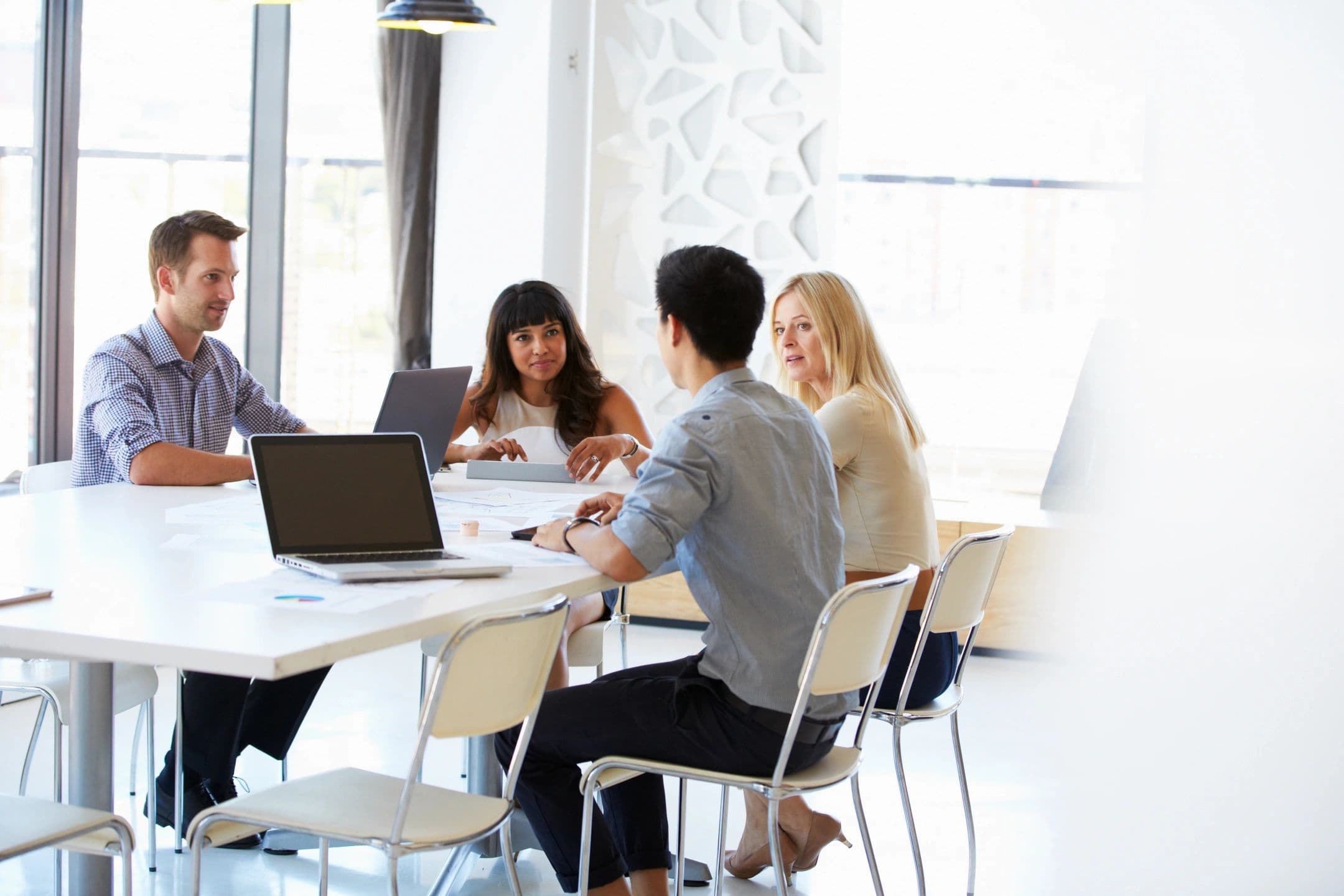 Benefits of Leasing a Coworking Space for Your Business