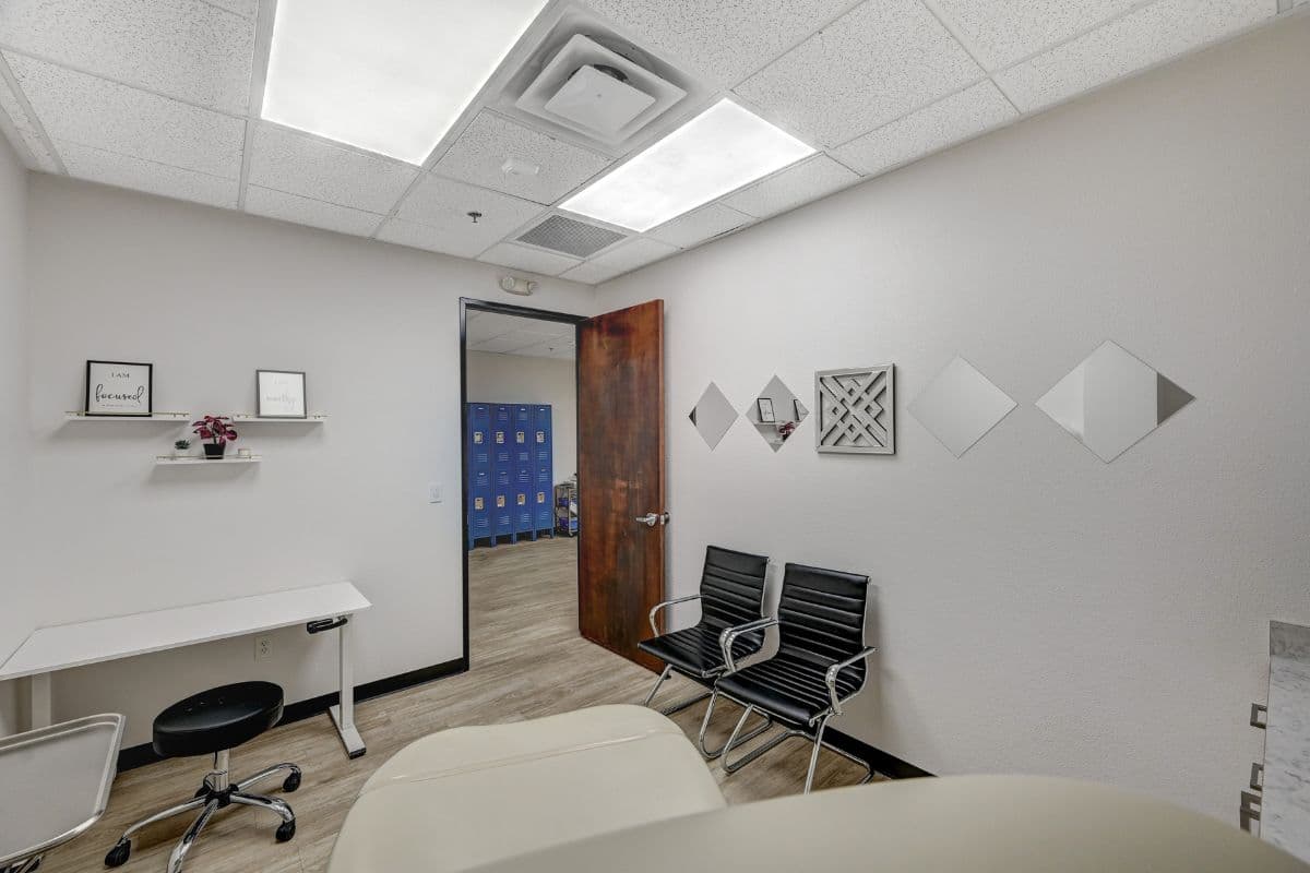 Elite Medical Suites facility — photo 35